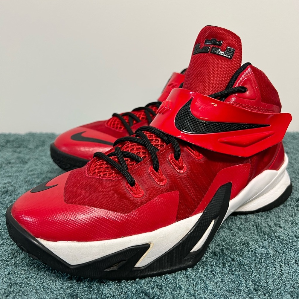 Nike Zoom Soldier VIII 8 LeBron 653645 Red Black Youth Basketball Shoes